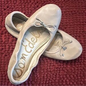 Sam Edelman Womens Ballet Flats Size 8.5 Nude Color Leather With Bow Comfort